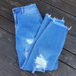 ❌SOLD❌ High Rise Mom Jeans Hollister